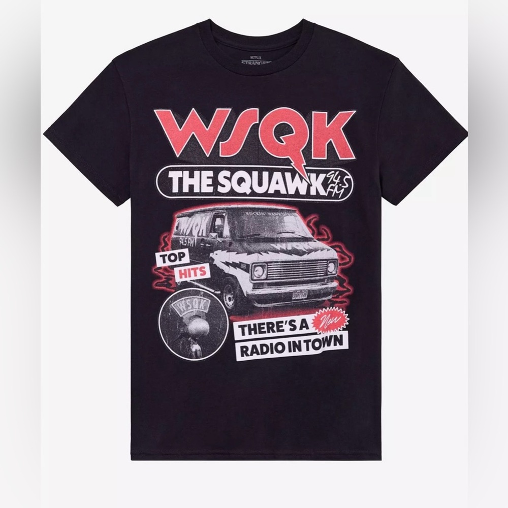 NWT Stranger Things Squawk 2X T-Shirt
